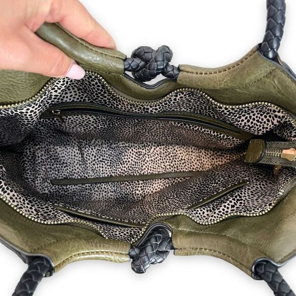 Whip Stich Faux Leather Tote Bag - Picture 7 of 7